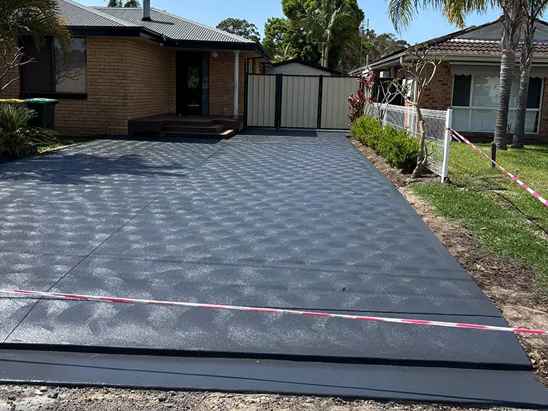 Cove Finish Concrete Driveway